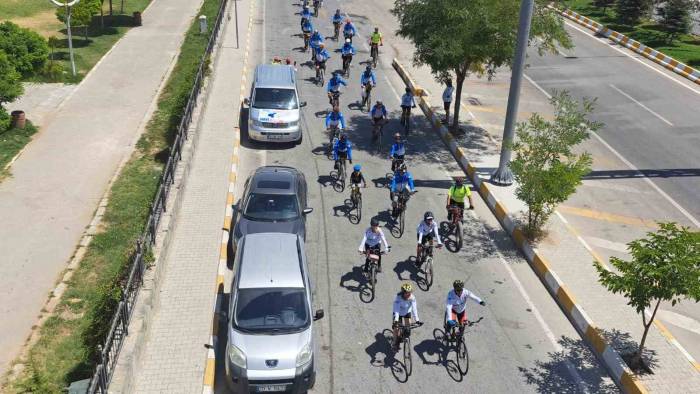 Van Gölü İçin 7 Gün Pedal Çevirecekler