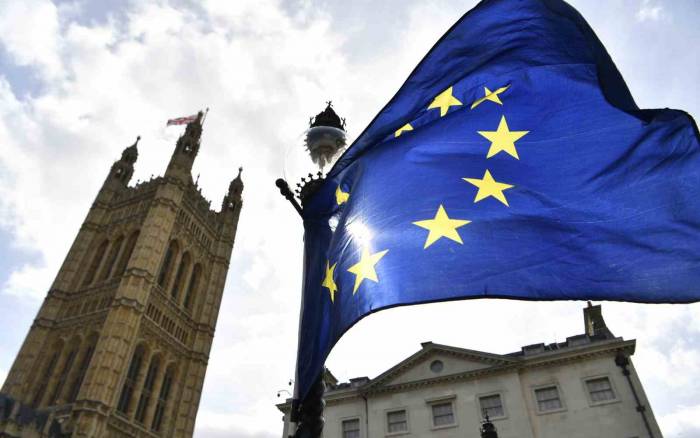 Ab Üst Düzey Yetkilisi: “vize Serbestisi Sonbaharda Görüşülecek”