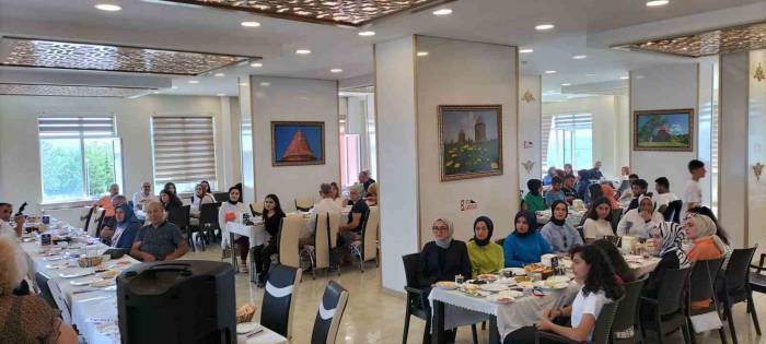 Ahlat İsder’den Kaynaşma Kahvaltısı