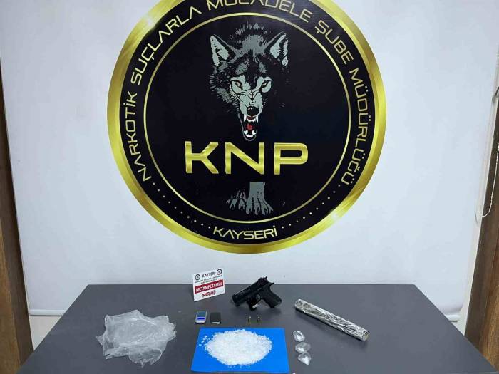 Uyuşturucu Satıcılarına Darbe: 15 Gözaltı
