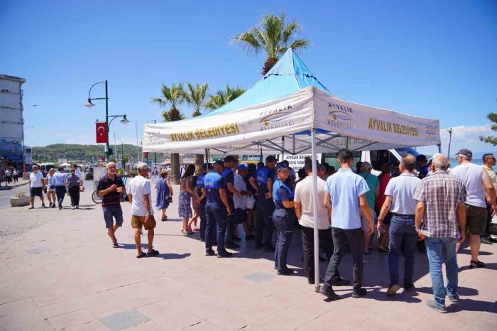 Ayvalık Belediyesi’nden Aşure Hayrı