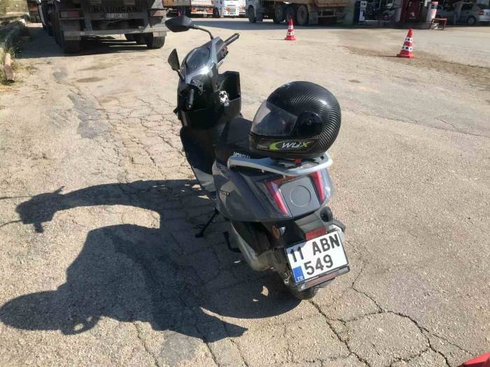 Bilecik’te Meydana Gelen Trafik Kazasında 2 Kişi Yaralandı