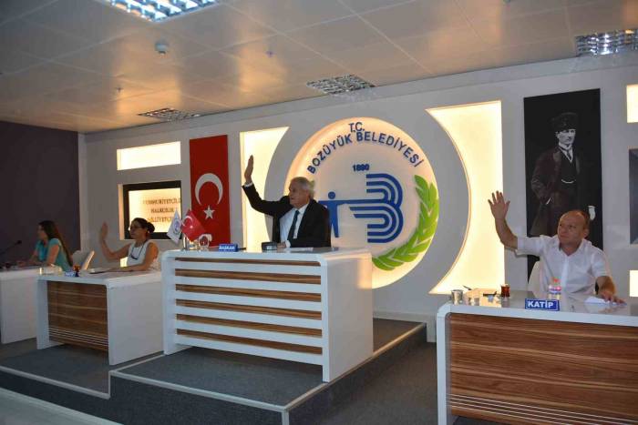 Bozüyük Belediye Meclisi’nin Ağustos Ayı Toplantısının 2. Birleşimi Yapıldı