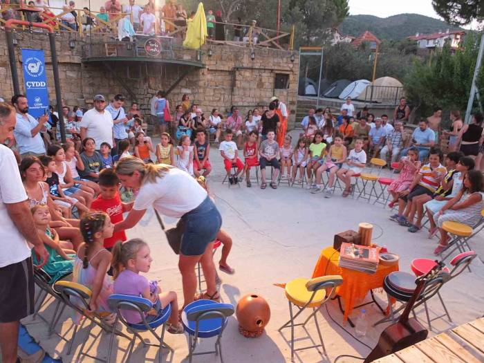 Balıkesir’de Çocuklar Eğlenceye Doydu