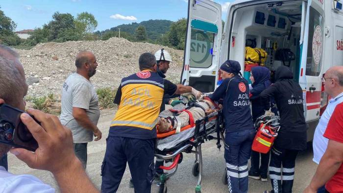 Elektrik Hattı Çeken 2 İşçi Akıma Kapıldı