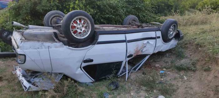 Kastamonu’da Şarampolde Takla Atan Otomobilin Sürücüsü Yaralandı