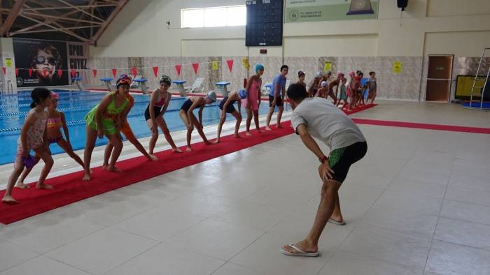 Mardin’de Çocuklar Boğulma Vakalarına Karşı Eğitilip Kötü Alışkanlıklardan Korunuyor