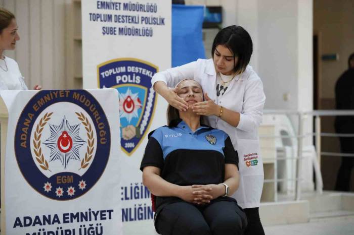 İlk Makyaj Polise