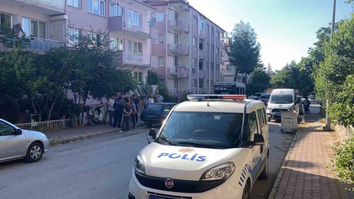 Evine Hırsız Girildiği Zannedilen Yaşlı Adam Ölü Bulundu