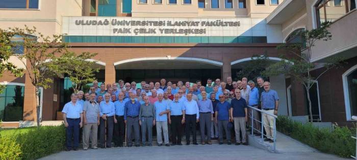 Uu İlahiyat Fakültesi Mezunlarından Anlamlı Buluşma