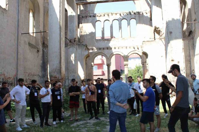 Denizli’den Gelen Öğrenciler Osmaneli’ni Gezdi