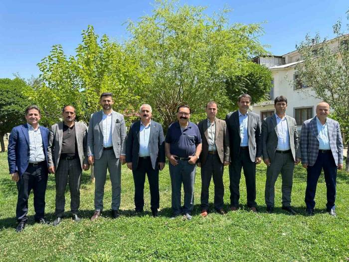 Yüksekova’da 3 Günlük Taziye Yemeği Kaldırıldı