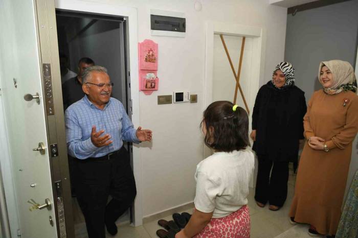 Başkan Büyükkılıç, Özel Öğrenci Zeynep’in Misafiri Oldu