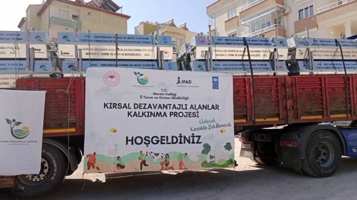 Mersin’in Mut İlçesine 42 Hayvan Sulama Teknesi Dağıtıldı