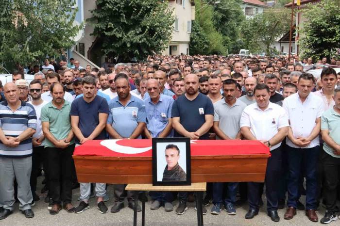 Depremde Gönüllü Çalışmıştı, Göçükte Hayatını Kaybetti