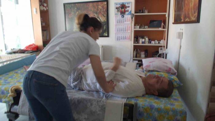 Balıkesir’de Engelli Vatandaş Geliştirdiği Aparat İle Hayatını Kolaylaştırdı