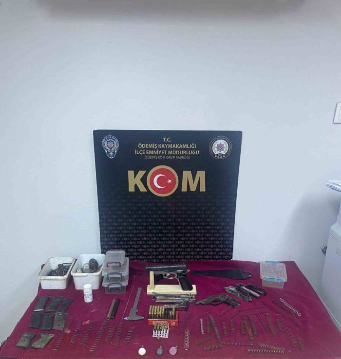 Evini Silah Atölyesine Çeviren Şüpheli Kıskıvrak Yakalandı