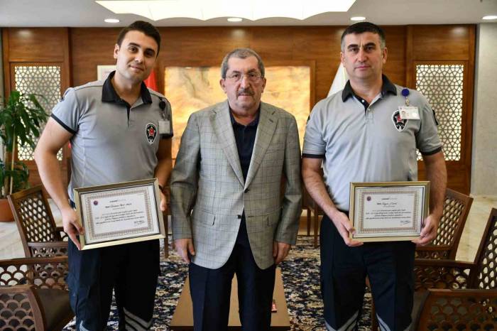 Gaspı Engelleyen Güvenlik Görevlilerine Başarı Belgesi