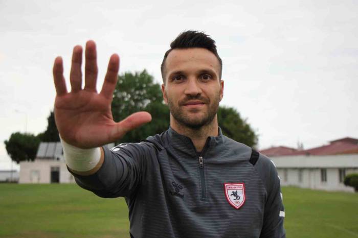 Okan Kocuk: “takım Olarak Ligi En İyi Sırada Bitirmek İstiyoruz”