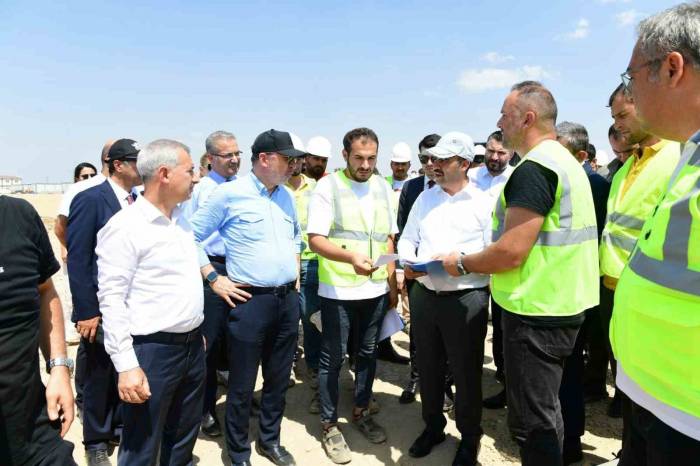 Bakan Kacır: "1 Milyar 400 Milyon Tl Tutarında Bir Yatırımı Malatya’mıza Kazandırıyoruz"