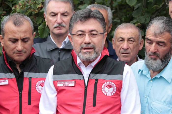 Bakan Yumaklı: "tmo Silosundaki Patlamada Etkilenen Ürün 15 Bin Ton"