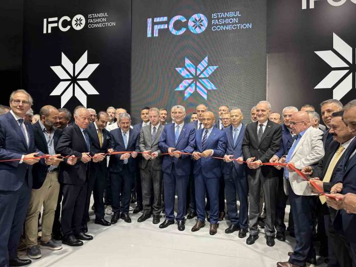 Ticaret Bakanı Bolat: “üretimin Ve Yatırımın Yanında Yer Alacağız”