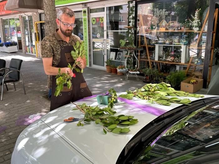 Düğün Sezonunda Çiçekçilerin Yüzleri Gülüyor