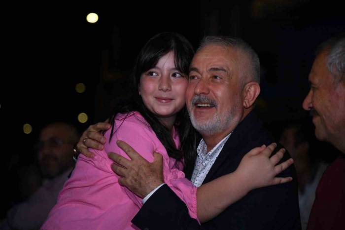 Başkan Başdeğirmen, Gülcü Mahallesi’nde Vatandaşları Dinledi