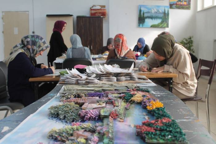 Dar Gelirli Girişimci Kadınlara Mikrokredi Desteği