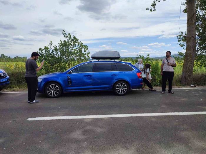 Keşan’da Zincirleme Trafik Kazasında 4 Kişi Yaralandı