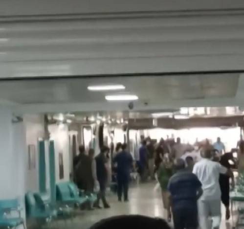 Hastanedeki Silahlı Kavga Sırasında Yaşanan Panik Cep Telefonu Kamerasında