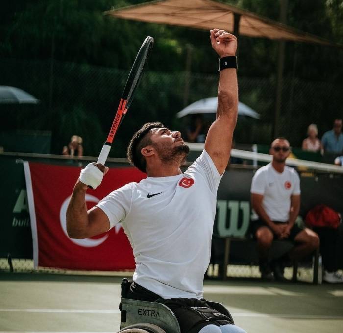 Ahmet Kaplan’dan Bronz Madalya