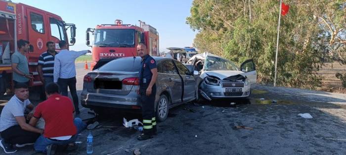 2 Otomobilin Çarpıştığı Kazada Ölü Sayısı 4’e Yükseldi