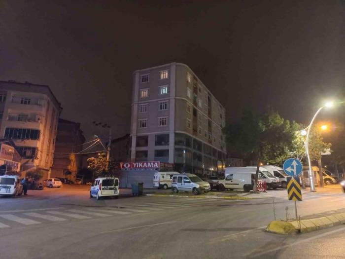 6. Kattan Düşen 19 Yaşındaki Genç Hayatını Kaybetti