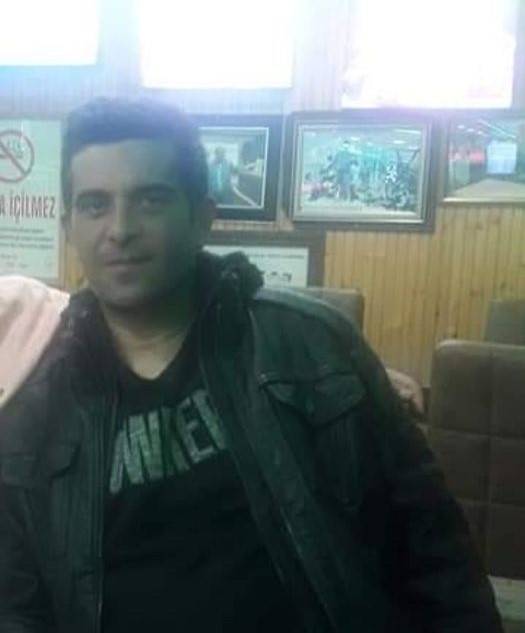 Tem’de Sürücü Değişimi Yaptı, Kamyonet Çarpmasıyla Hayatını Kaybetti