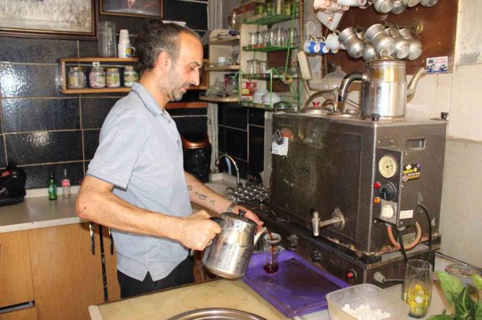 Kültür Merkezi Gibi Çay Ocağı