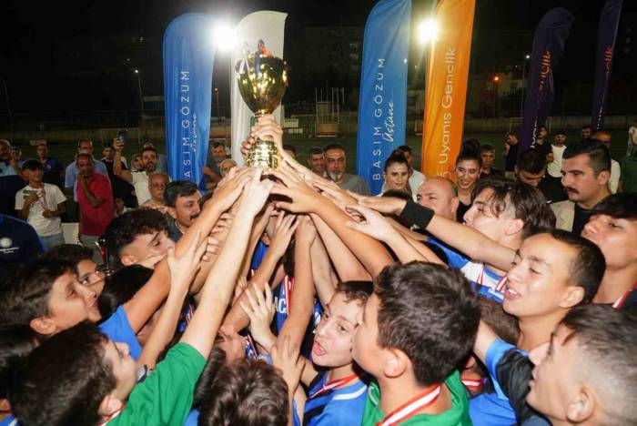 Abdullah Tayyip Olçok Futbol Turnuvası Sona Erdi