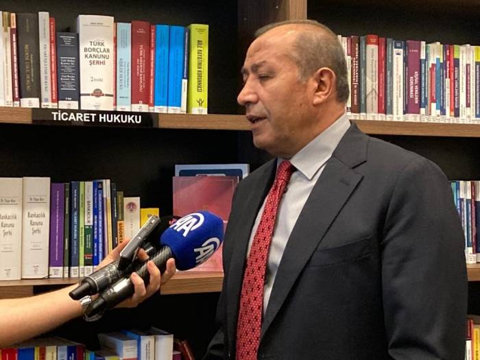 Kvkk’dan Geçtiğimiz Yıl Hayatını Kaybeden Eski Başkanlık Müşaviri Duru’ya Vefa