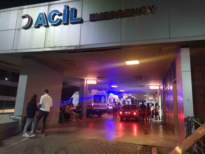 Annesini Satırla Yaralayan Zanlı Tutuklandı