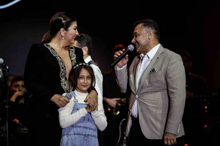 Alanya’da Sibel Can Rüzgarı Esti