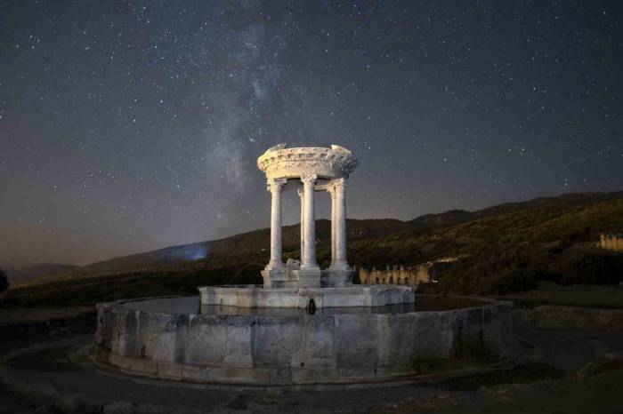 Burdur’da Perseid Meteor Yağmuru Görsel Şölen Sundu