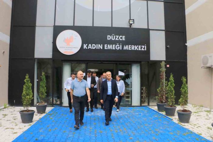 Kadın Ve Çiftçiler İçin Yapılan Projeler Yerinde İncelendi