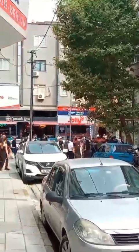 Küçükçekmece’de Ortalığın Savaş Alanına Döndüğü Düğün Kavgası Kamerada