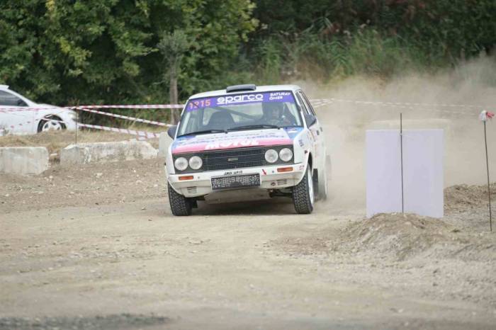 Otokros Yarışları Nefes Kesti