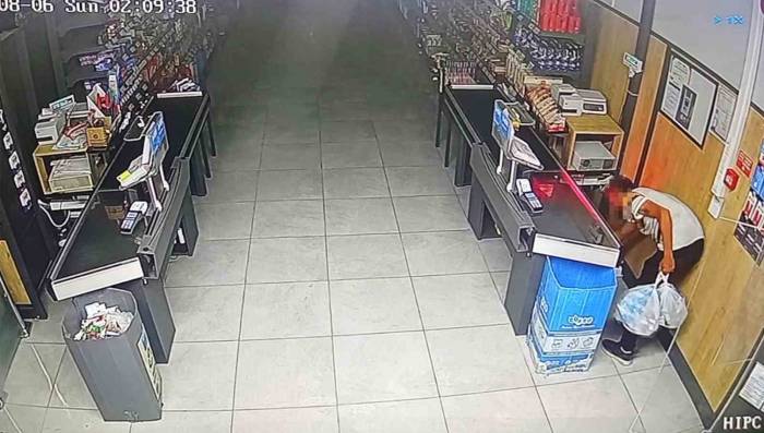 Hırsız Saniye Saniye Görüntülendi