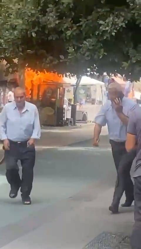 Ekmek Teknesi Alev Alev Yandı: Kendisi Söndürdü