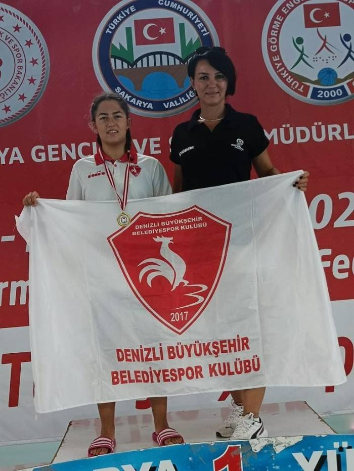 Elfin’den Bir Türkiye Şampiyonluğu Daha