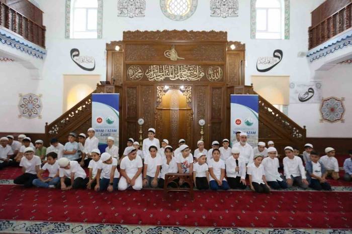 İmamı Azam Cami’de Kur’an Kursu Eğitimleri Tamamlandı