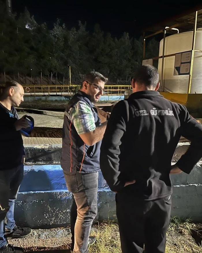 İlçede Kötü Koku İhbarı Ekipleri Alarma Geçirdi