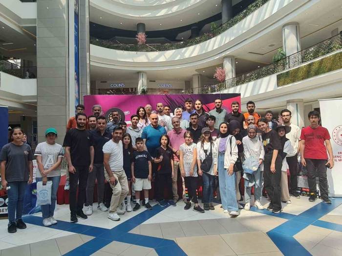 Mng Avm’de Dart Keyfi